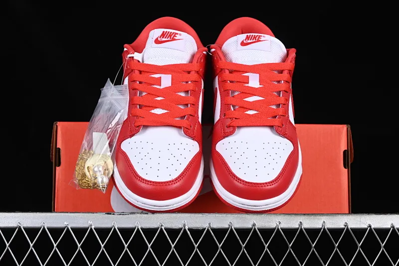 All Categories Nk SB Dunk Series Nk SB Dunk Low Low-top Sneakers N Version Nk Dunk Low SB "University Red" 卍Celebration Days White-Red Dunk Series Low-top Casual Sports Skateboard Shoes CU1727-100